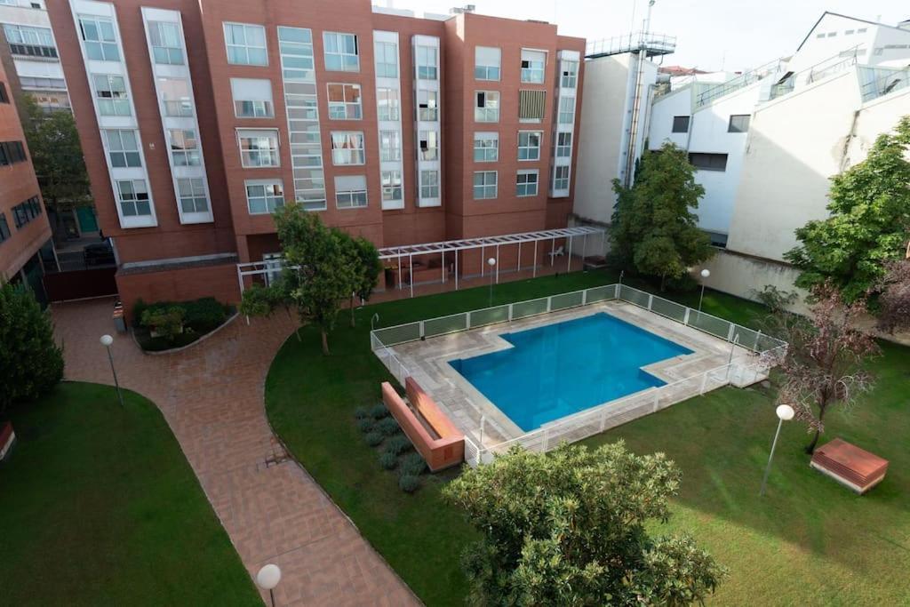 Апартаменты Vivienda Con Zona De Trabajo, Piscina Y Parking Мадрид Экстерьер фото